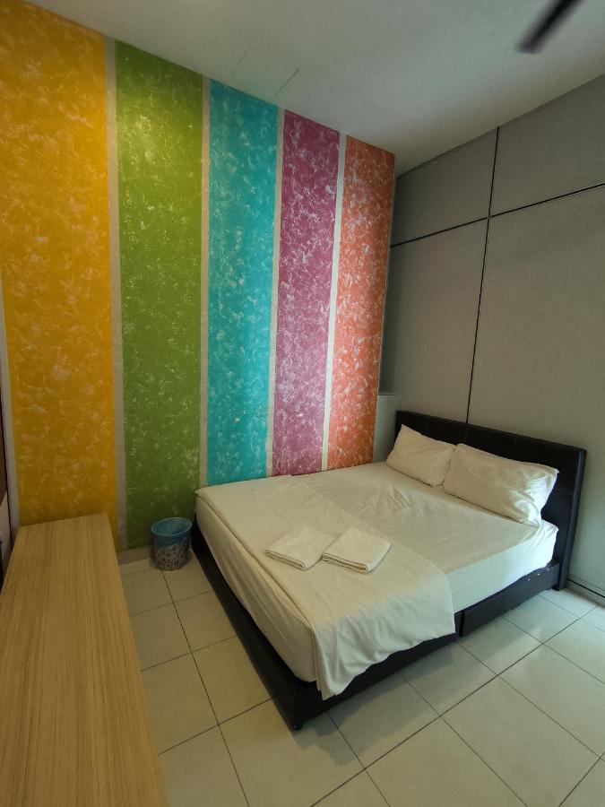 Golden Guest House กวนตัน ภายนอก รูปภาพ