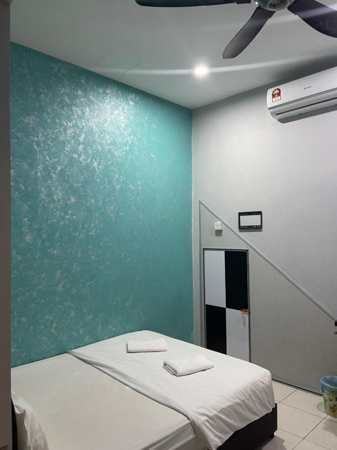 Golden Guest House กวนตัน ภายนอก รูปภาพ