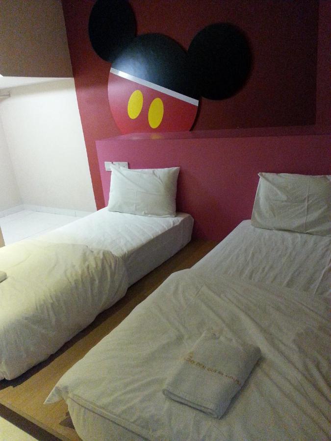 Golden Guest House กวนตัน ภายนอก รูปภาพ